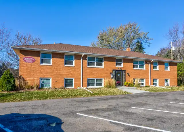 Property at Skillman Flats - 1629 Skillman Ave W, Saint Paul, MN, 55113, 1 bed, 1 bath, [object Object]
