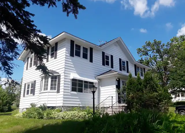 Property at 102 Morley Pkwy, Duluth, MN, 55803, 3 beds, 1 bath, [object Object]