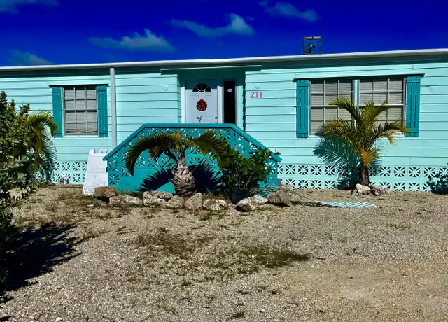 Property at 211 W 2nd Ct, Key Largo, FL, 33037, 3 beds, 2 baths, [object Object]