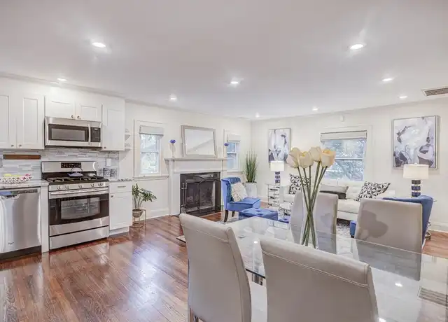 Property at 147 Lowell Ave #147, Newton, MA, 02460, 3 beds, 2 baths, [object Object]