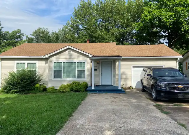 Property at 1305 S 3rd St, McAlester, OK, 74501, 3 beds, 2 baths, [object Object]