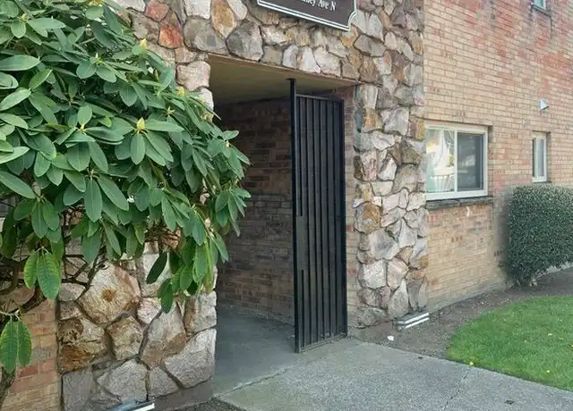 Property at 8547 Phinney Ave N Unit 15, Seattle, WA, 98103, 1 bed, 1 bath, [object Object]