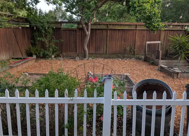 Property at 991 Stanislaus Way, Santa Rosa, CA, 95401, 3 beds, 2.5 baths, [object Object]