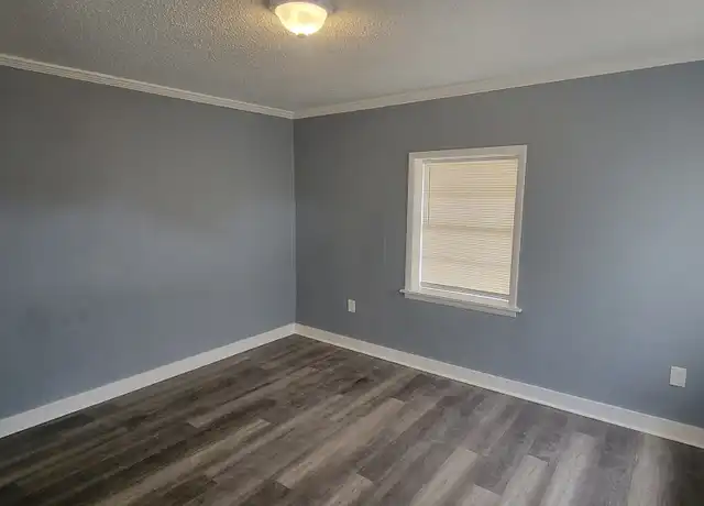 Property at 4000 W 11th St, Little Rock, AR, 72204, 3 beds, 1 bath, [object Object]