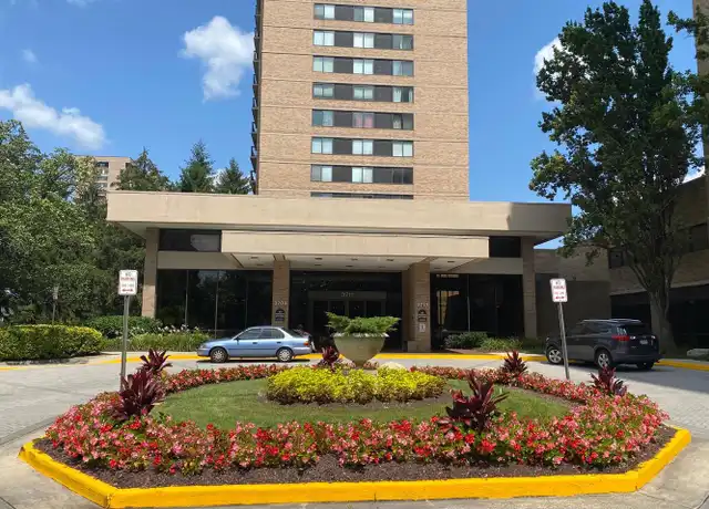 Property at 3713 S George Mason Dr Unit 407W, Falls Church, VA, 22041, 2 beds, 1.5 baths, [object Object]