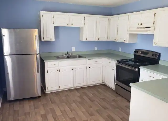 Property at 412-444 S Brunswick St, Jesup, GA, 31546, 2 beds, 1 bath, [object Object]
