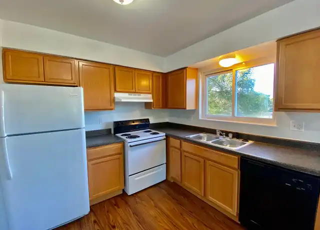 Property at 1100 W Michigan Ave Unit 39, Ypsilanti, MI, 48197, 2 beds, 1 bath, [object Object]