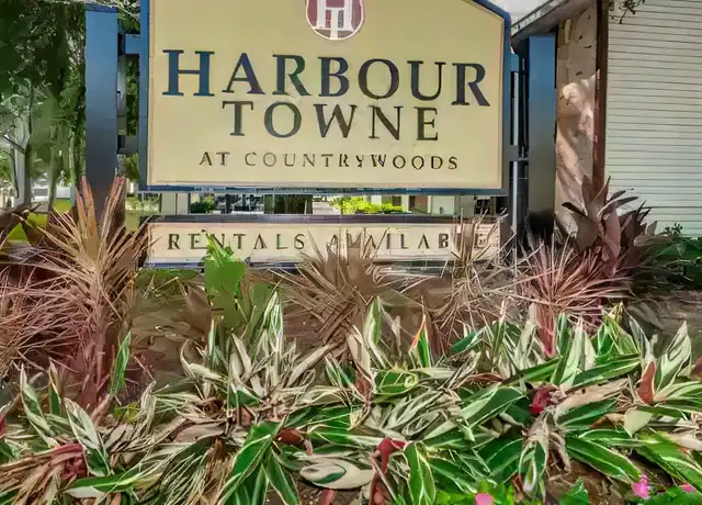 Property at 1583 Nantucket Ct, Palm Harbor, FL, 34683, 1 bed, 1 bath, [object Object]