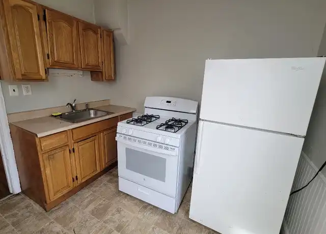 Property at 1245 Buttonwood St, Reading, PA, 19604, 3 beds, 1 bath, [object Object]