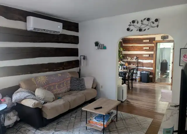 Property at 117 Race St Unit 117, Bainbridge, PA, 17502, 1 bed, 1 bath, [object Object]