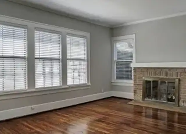 Property at 1916 W McKinney St, Houston, TX, 77019, 3 beds, 2 baths, [object Object]