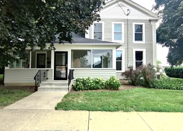 Property at 220 S Main St #1, Sandwich, IL, 60548, 3 beds, 2 baths, [object Object]