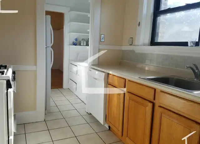 Property at 225 Chestnut Hill Ave Unit 3, Brighton, MA, 02135, 4 beds, 1 bath, [object Object]