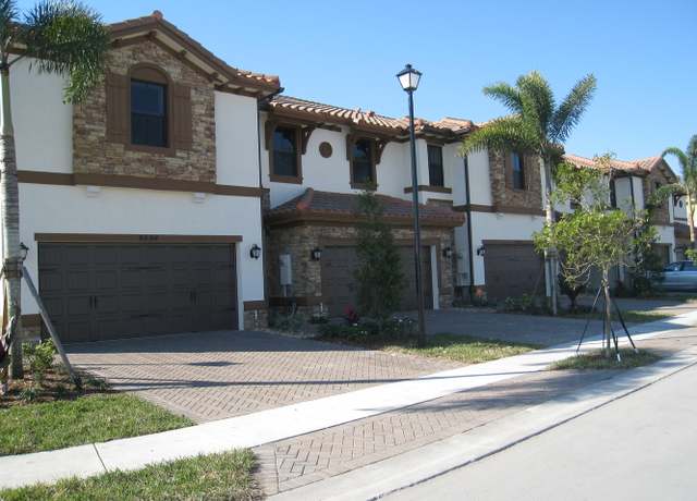 Photo of 9604 Town Parc Cir N, Parkland, FL 33076