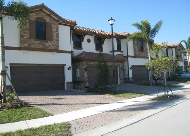 Property at 9604 Town Parc Cir N, Parkland, FL, 33076, 3 beds, 2.5 baths, [object Object]
