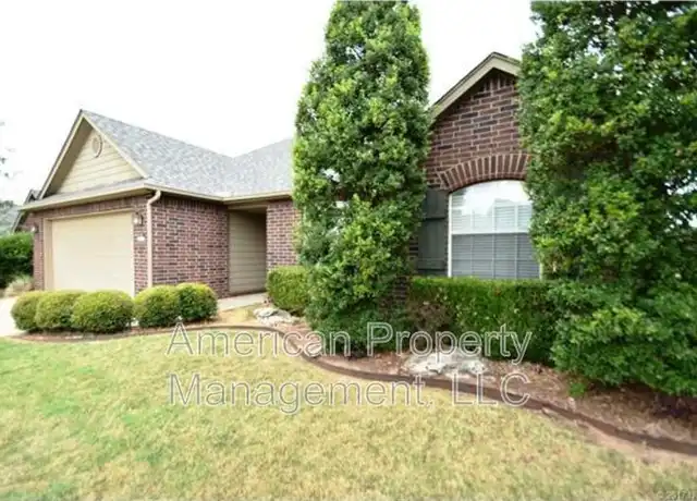 Property at 12527 S Cedar Ave, Jenks, OK, 74037, 3 beds, 2 baths, [object Object]