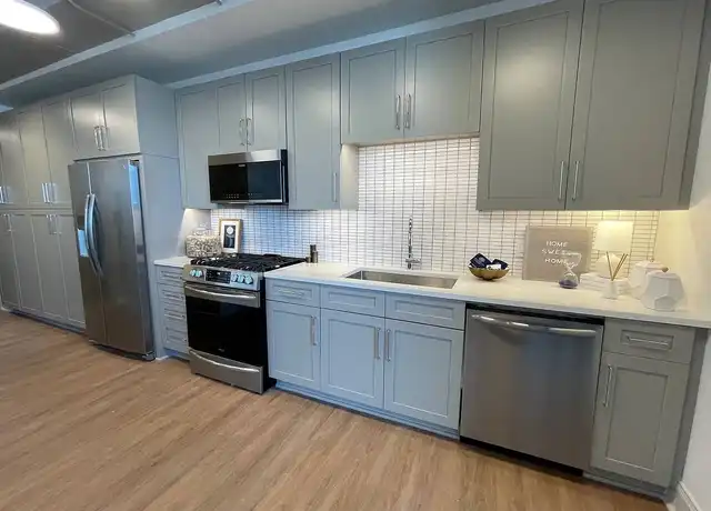 Property at The Residences at Rivermark - 451 Florida St, Baton Rouge, LA, 70801, 1-3 bed, 1-3 bath, [object Object]