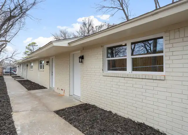 Property at 1011 S Rockford Ave #3, Tulsa, OK, 74120, 1 bed, 1 bath, [object Object]