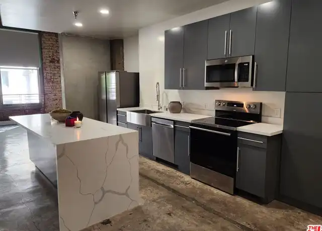 Property at 711 S Olive St Unit 309, Los Angeles, CA, 90014, 1 bed, 1.5 baths, [object Object]