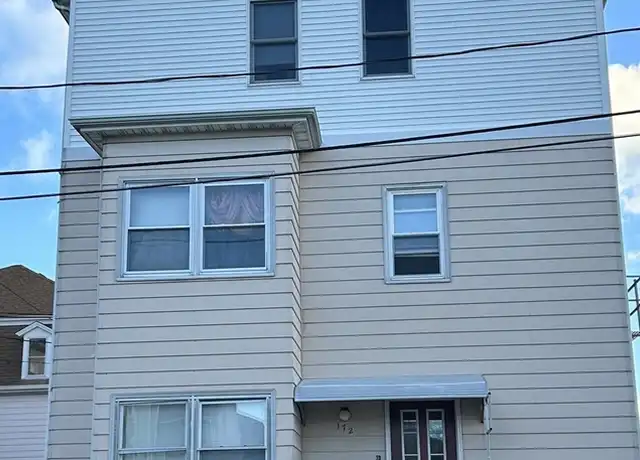Property at 172 Morgan St Unit 2S, Fall River, MA, 02721, 1 bed, 1 bath, [object Object]