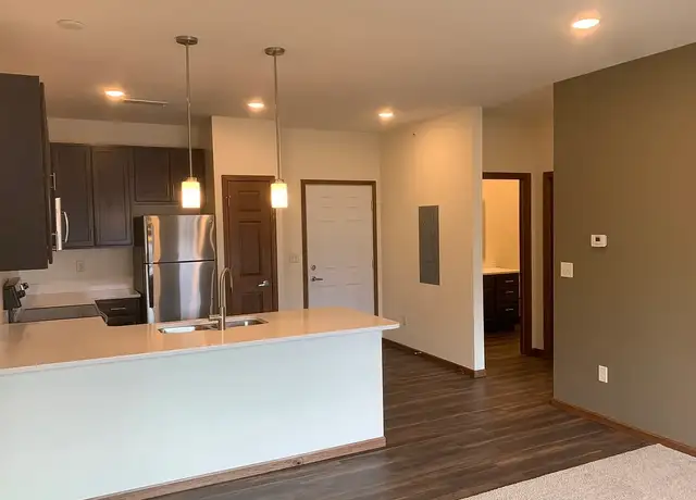 Photo of 3715 Hohensee Dr, Lincoln, NE 68516
