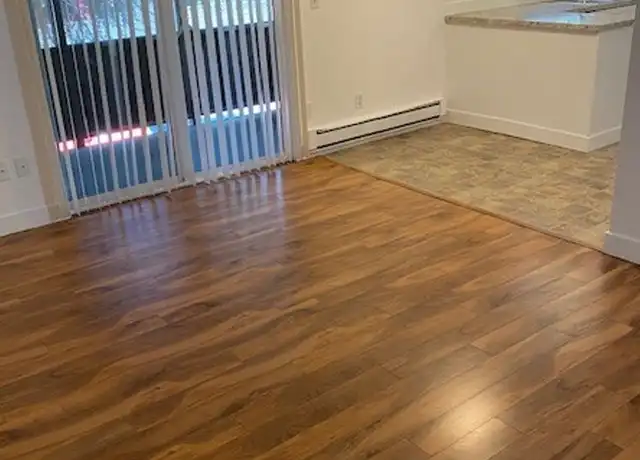 Property at 3418 S 43rd St #3, Tacoma, WA, 98409, 3 beds, 1 bath, [object Object]