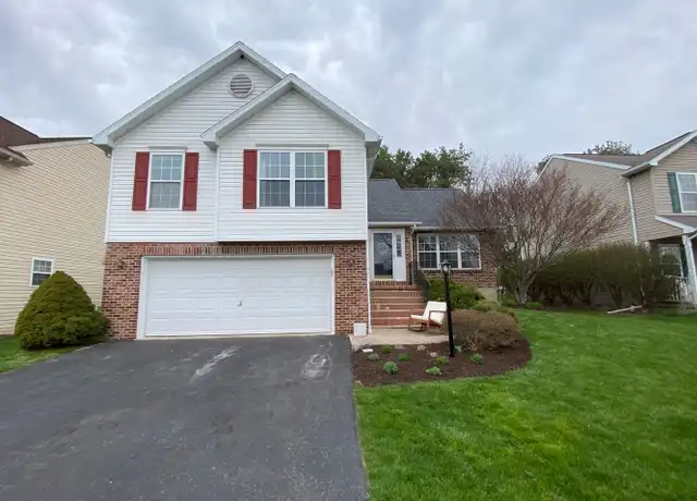 Property at 727 Linnet Ln, State College, PA, 16803, 3 beds, 2.5 baths, [object Object]
