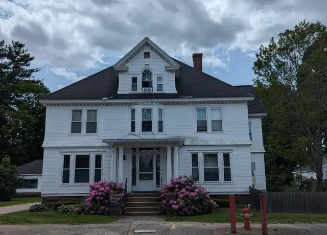 Property at 26 Fair St, Laconia, NH, 03246, 1 bed, 1 bath, [object Object]