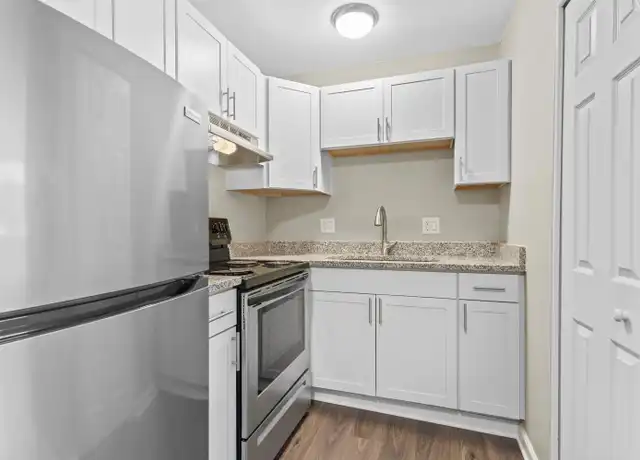 Property at 1427 Ford Ave, Wyandotte, MI, 48192, 1 bed, 1 bath, [object Object]