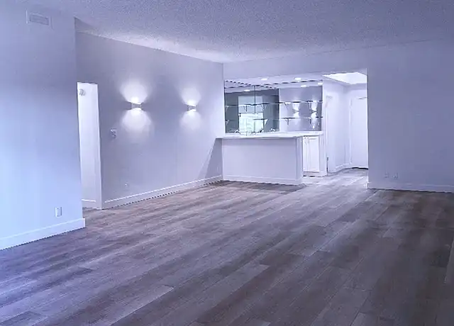 Property at Reeves Plaza - 255 S Reeves Dr, Beverly Hills, CA, 90212, 2 beds, 2-2.5 baths, [object Object]