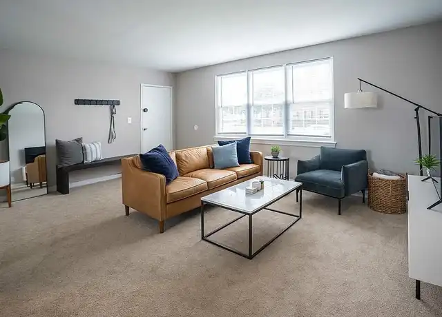 Property at Greenview at Chestnut Run - 70 Court Dr, Wilmington, DE, 19805, 1-3 bed, 1 bath, [object Object]