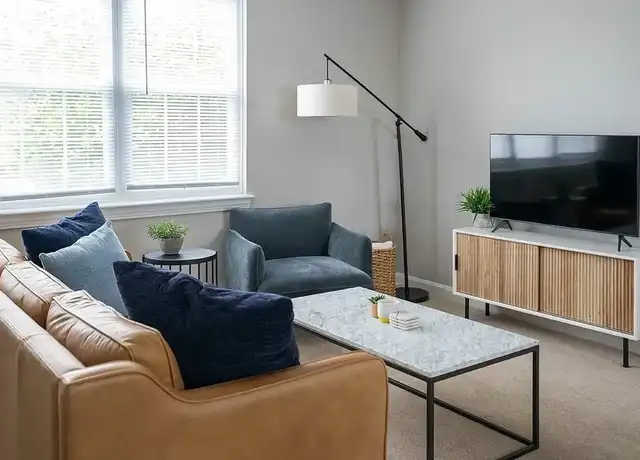 Property at Greenview at Chestnut Run - 70 Court Dr, Wilmington, DE, 19805, 2 beds, 1 bath, [object Object]