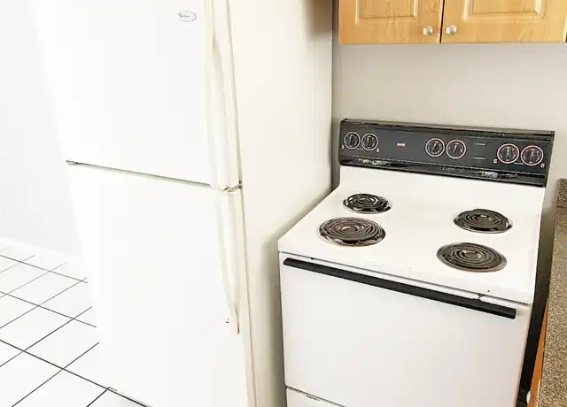 Property at 1958 Liberty St Unit 8, Hollywood, FL, 33020, 1 bed, 1 bath, [object Object]