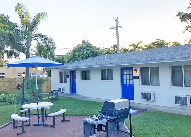 Property at 1958 Liberty St Unit 8, Hollywood, FL, 33020, 1 bed, 1 bath, [object Object]