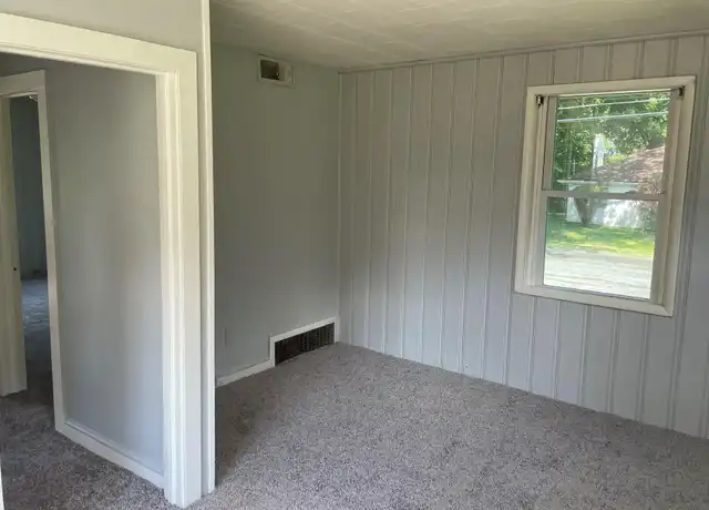 Property at 10 Goldman Rd, Monroe, NY, 10950, 2 beds, 1 bath, [object Object]