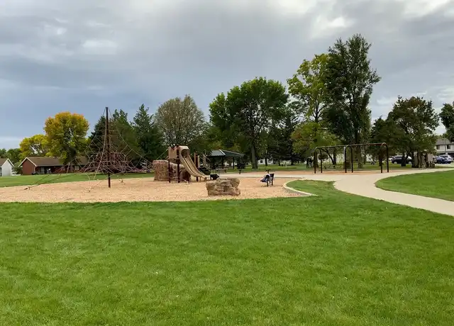 Property at Starland 2002 Hickory LLC - 2002 NW Hickory Ln, Ankeny, IA, 50023, 1 bed, 1 bath, [object Object]