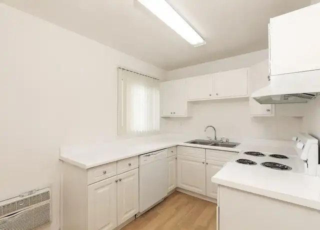 Property at Wilshire Catalina Towers - 411 S Catalina St, Los Angeles, CA, 90020, 0 beds, 1 bath, [object Object]