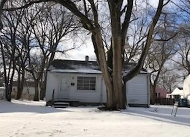 Property at 913 N Gregory St, Urbana, IL, 61801, 2 beds, 1 bath, [object Object]