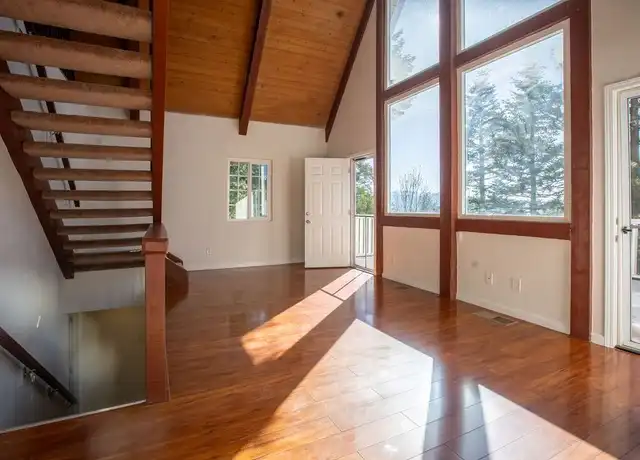 Property at 521 Pioneer Rd, Lake Arrowhead, CA, 92352, 4 beds, 3 baths, [object Object]