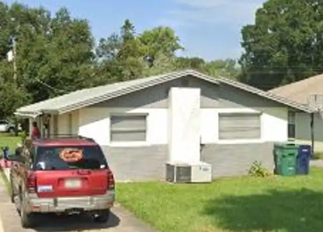 Property at 1208 12th Ave W, Palmetto, FL, 34221, 2 beds, 1 bath, [object Object]