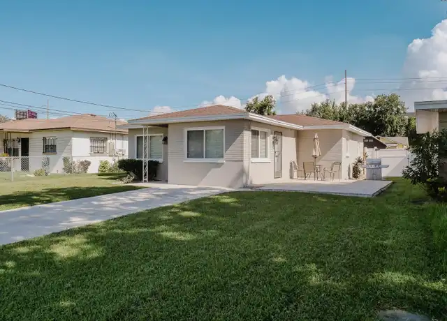 Property at 3911 W Lemon St, Tampa, FL, 33609, 2 beds, 1 bath, [object Object]