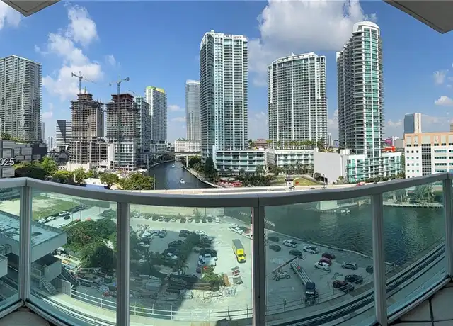 Property at 31 SE 5th St #1411, Miami, FL, 33131, 2 beds, 2 baths, [object Object]