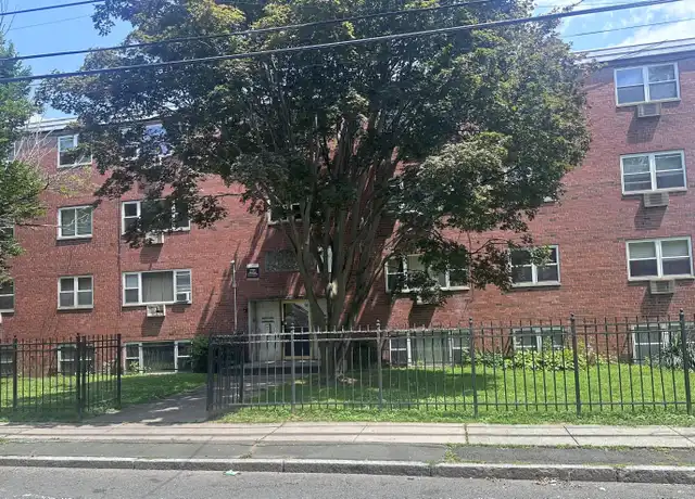 Property at 256 S Marshall St Unit B6, Hartford, CT, 06105, 1 bed, 1 bath, [object Object]