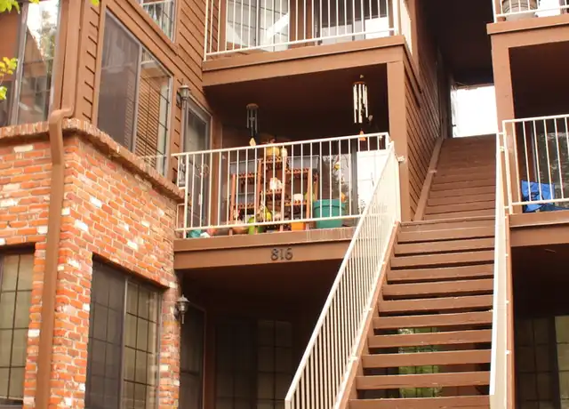 Property at 816 S Vance St Unit C, Lakewood, CO, 80226, 1 bed, 1 bath, [object Object]