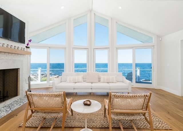 Photo of 14 Sunset Point Rd, Gloucester, MA 01930