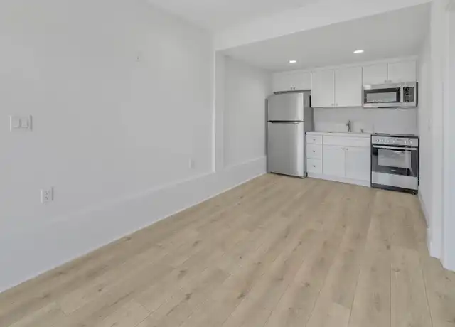 Property at 4117 E 7th St Unit A, Long Beach, CA, 90804, 1 bed, 1 bath, [object Object]