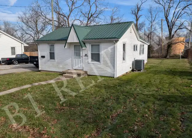 Property at 450 8th St, North Vernon, IN, 47265, 2 beds, 1 bath, [object Object]