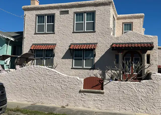 Property at 529 Hillside Ave, Daytona Beach, FL, 32118, 4 beds, 3.5 baths, [object Object]