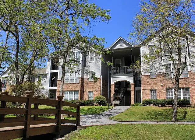Property at Arbor Village - 1525 E Pass Rd, Gulfport, MS, 39507, 1 bed, 1 bath, [object Object]