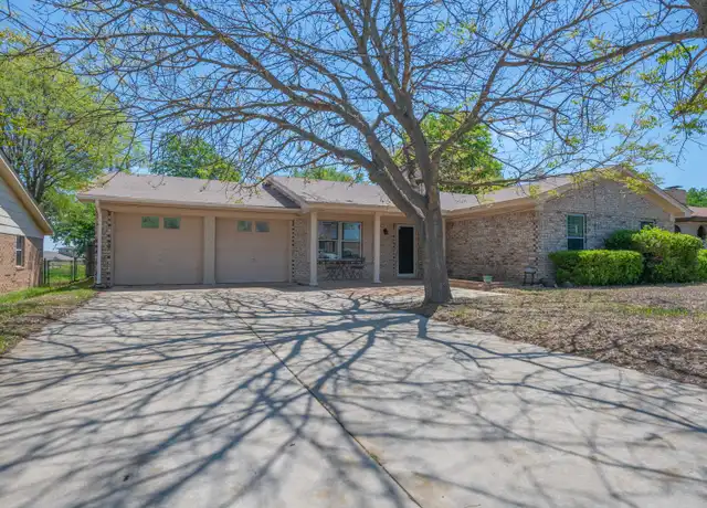 Property at 303 Manning Dr, Copperas Cove, TX, 76522, 3 beds, 2 baths, [object Object]